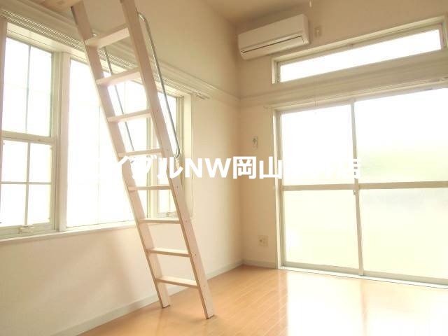 居室・リビング　洋室