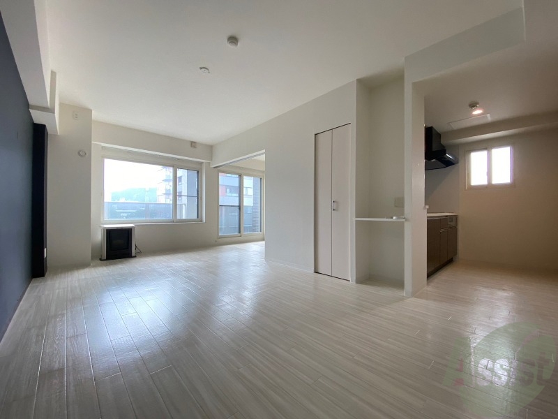 居室・リビング　広くてキレイなお部屋が広がっていて、充実した生活が送れそう。