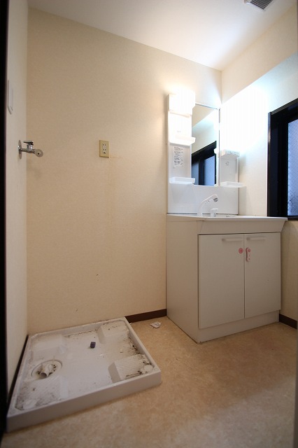 洗面設備　同物件別室です。