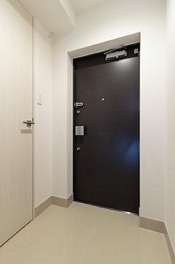 玄関　大きめのシューズボックス付きの玄関です