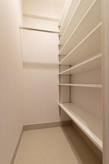 収納　クローゼット
