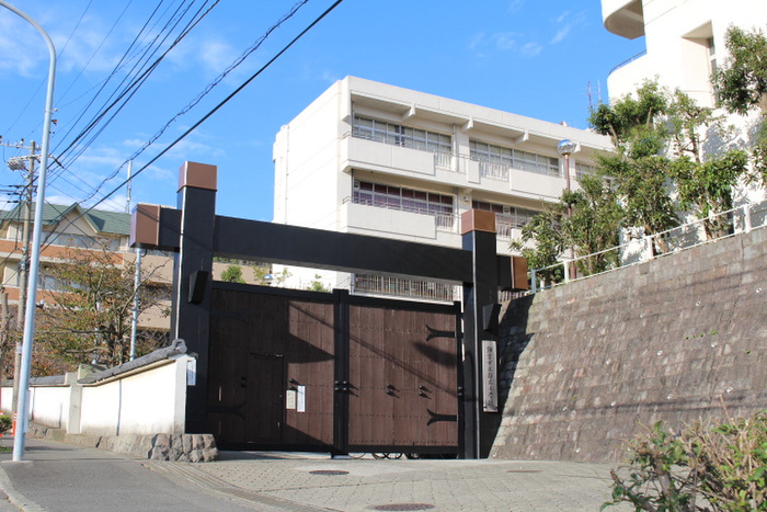 小学校　植木小学校（小学校）まで1010m