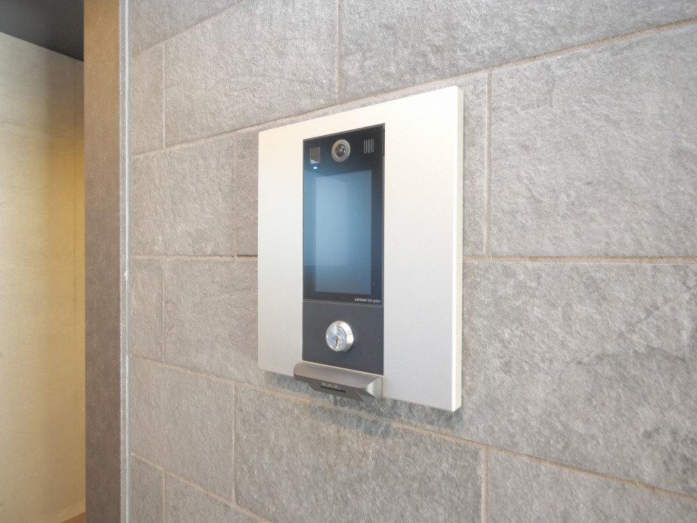 エントランス　オートロック付き☆