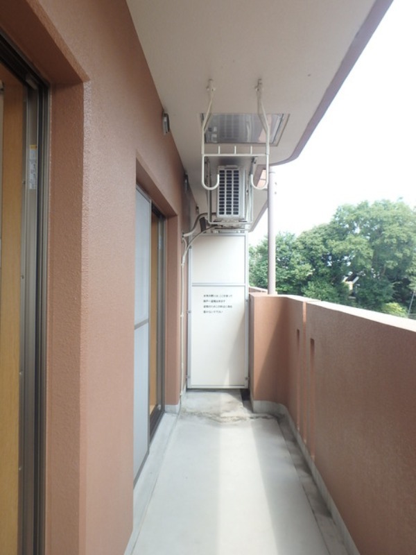 バルコニー　図面と現状に相違がある場合には現状を優先