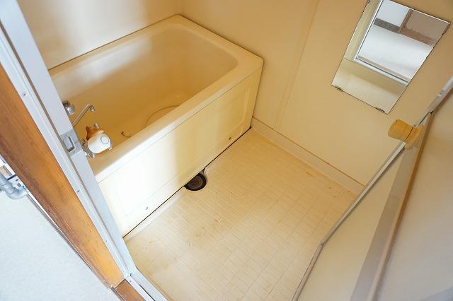 バス・シャワールーム　浴室