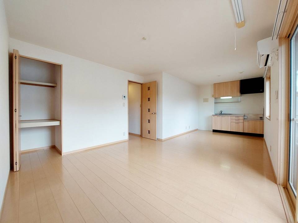 居室・リビング　リビング