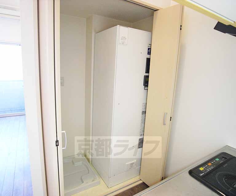 その他設備　３０２号室ロフト付き部屋写真です。