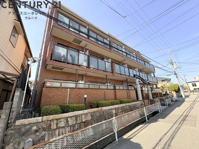 建物外観　オートロック付きで安心！