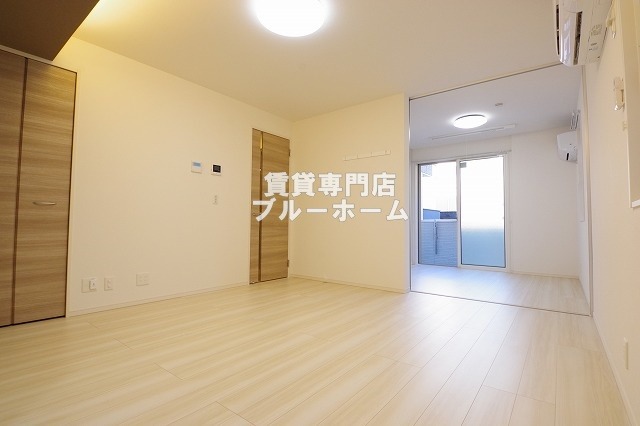 居室・リビング　13.1帖の開放感あるリビング！