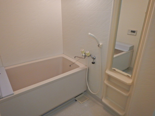 バス・シャワールーム　バスルーム