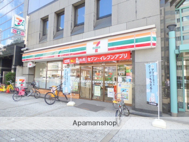 コンビニ　セブンイレブン（コンビニ）まで112m