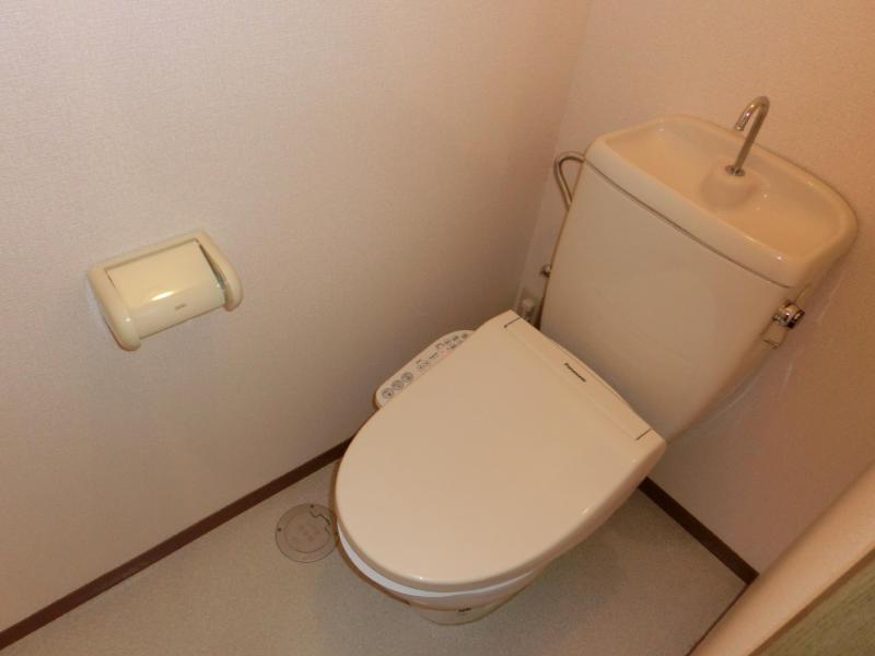 トイレ　同タイプの写真です。