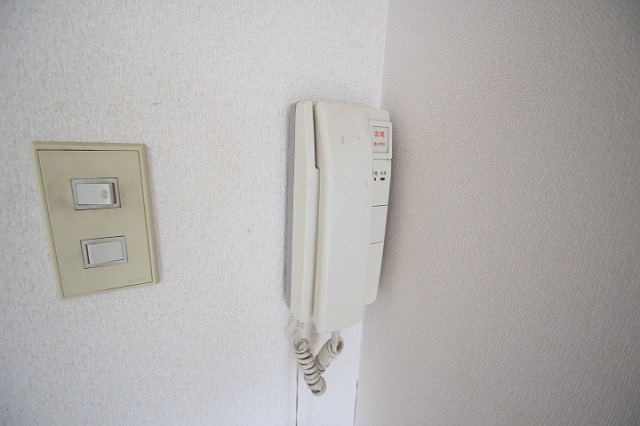 セキュリティ　同物件、別号室のものです。