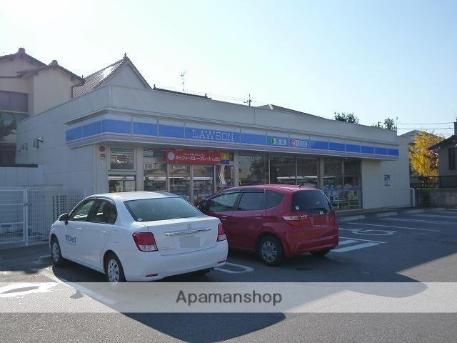 コンビニ　ローソン　岡崎上地五丁目店（コンビニ）まで300m