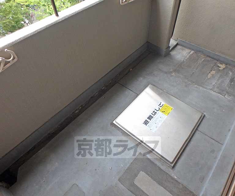 バルコニー　南向きバルコニです。