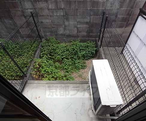 バルコニー　一階は専用庭付きです