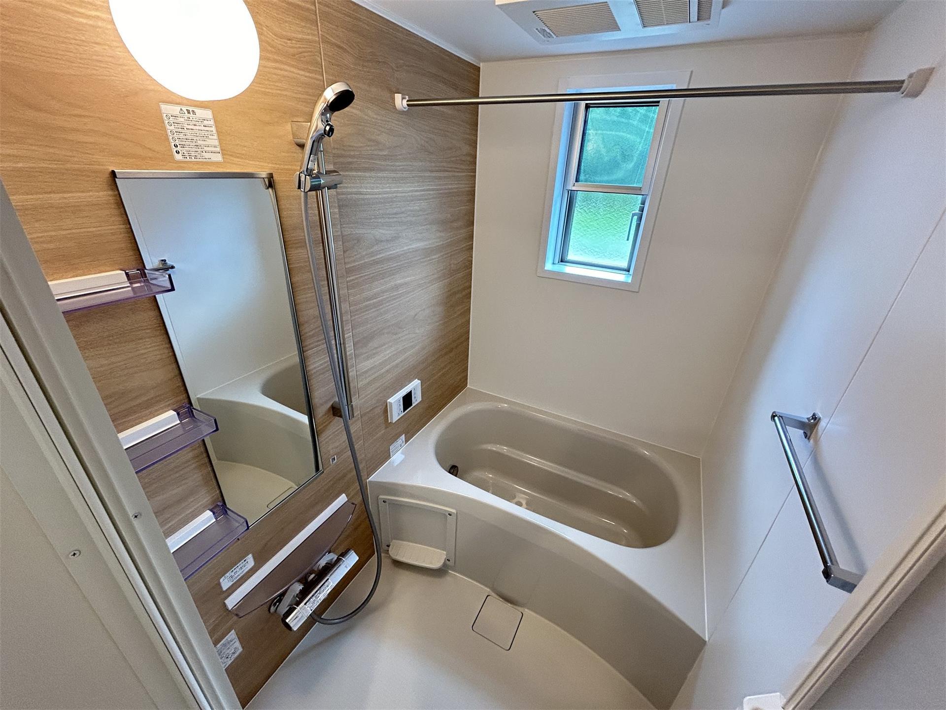 バス・シャワールーム　浴室