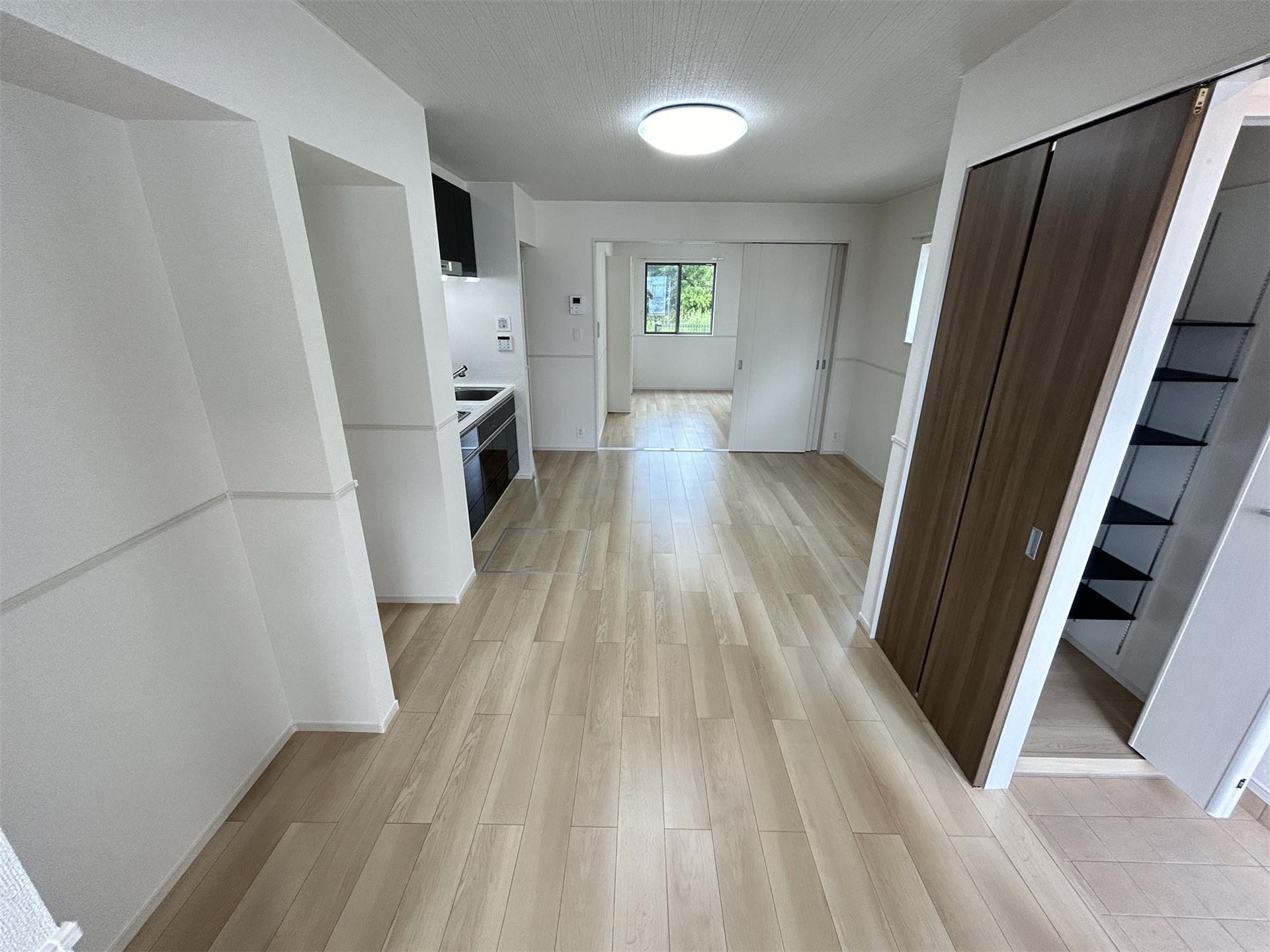 居室・リビング　リビング