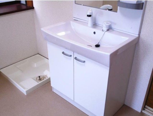 洗面設備　人気の独立洗面台！