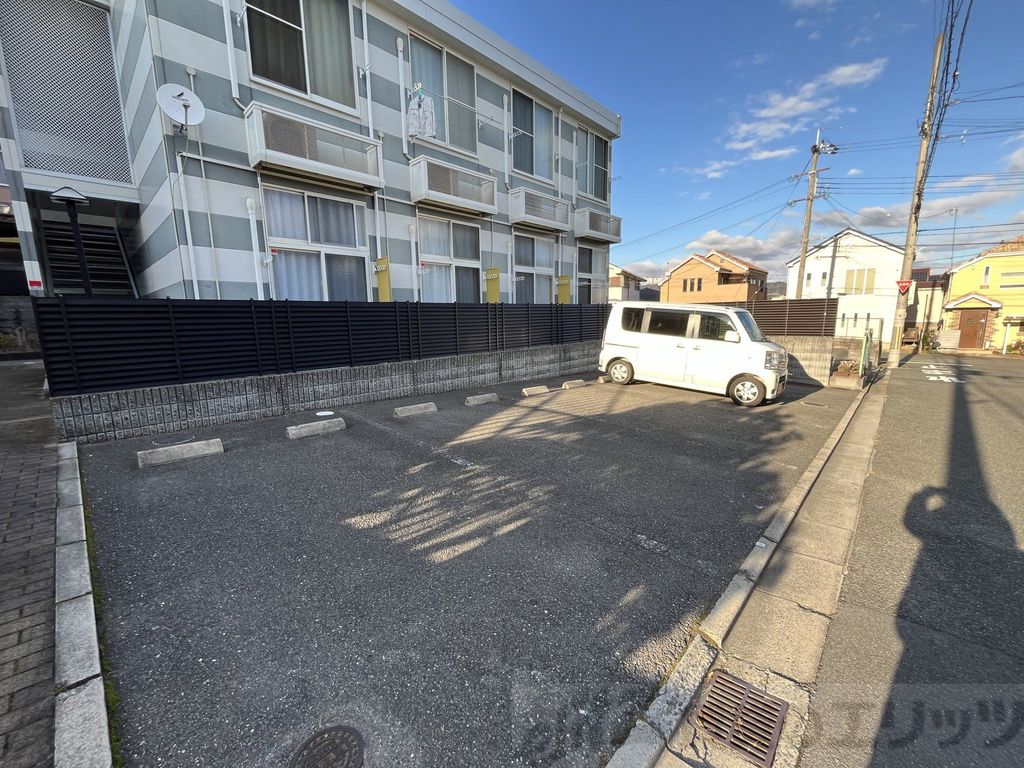 駐車場　駐車場