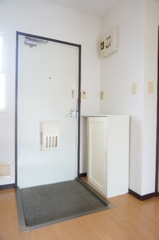 玄関　図面と現状が相違がある場合には現状を優先