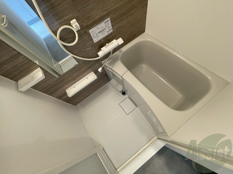 バス・シャワールーム　お風呂になります。一日の疲れを癒してくださいね。