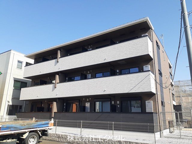 建物外観　ホームセキュリティ＋オートロック＋玄関２ロック＋防犯カメラ付