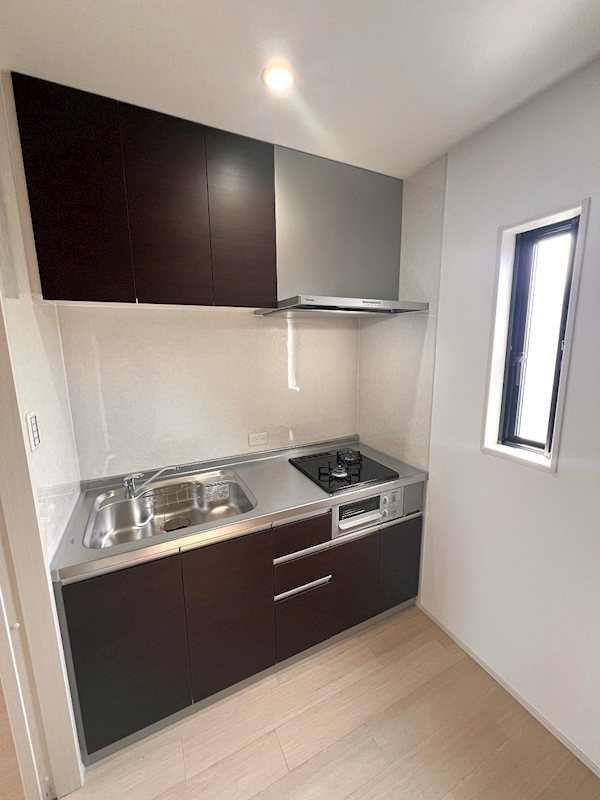 キッチン　キッチンスペースは独立しており生活スペースがスッキリします♪