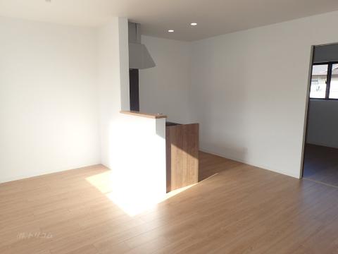 居室・リビング　対面キッチン仕様のLDK