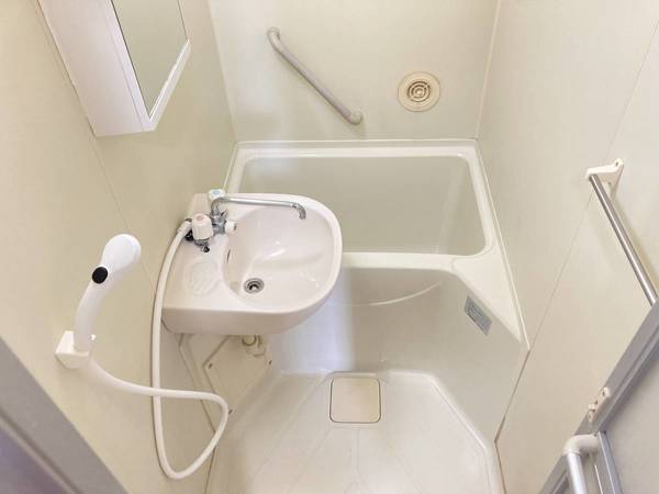 バス・シャワールーム　ビレッジハウスの同一物件・同一タイプの間取りの写真です