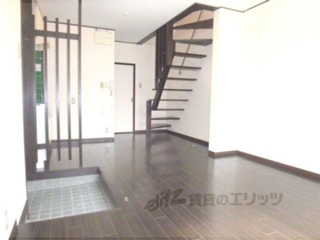 居室・リビング　リビング