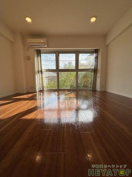 その他設備　エアコン付き