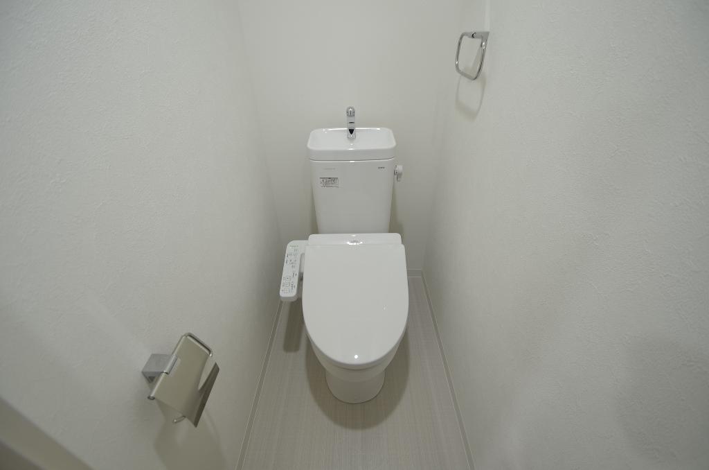 トイレ　シャワー付トイレ