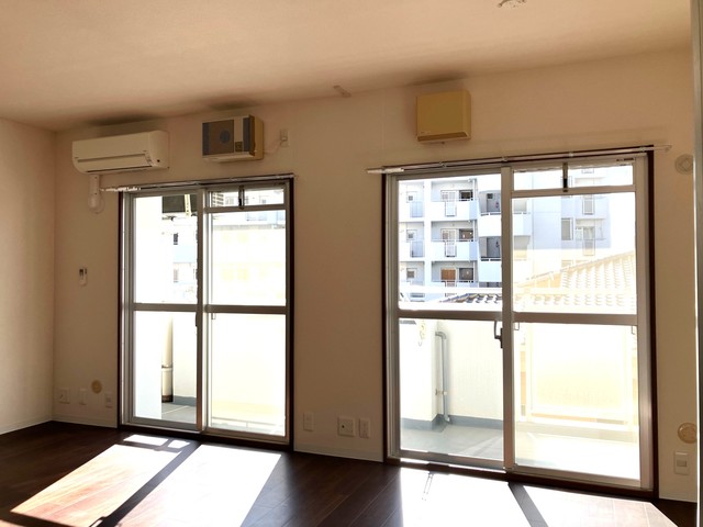 居室・リビング　ＬＤＫにはエアコンが設置されています