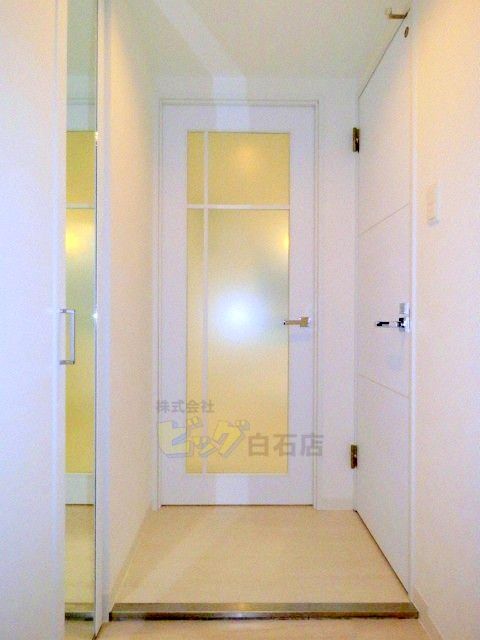 玄関　広々とした玄関です♪