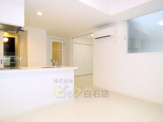 居室・リビング　広々リビングです♪