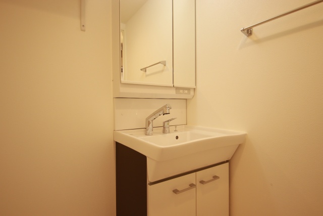 洗面設備　※別室の参考写真の為、現況優先です。
