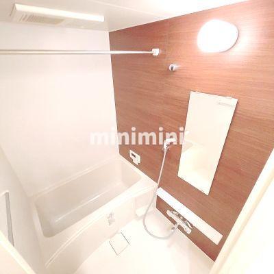 バス・シャワールーム　※写真は別号室のものですので現状優先とさせていただきます