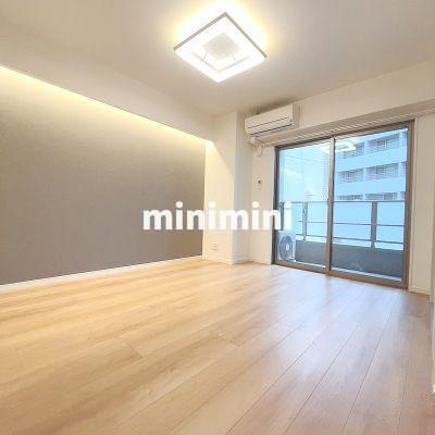 居室・リビング　※写真は別号室のものですので現状優先とさせていただきます