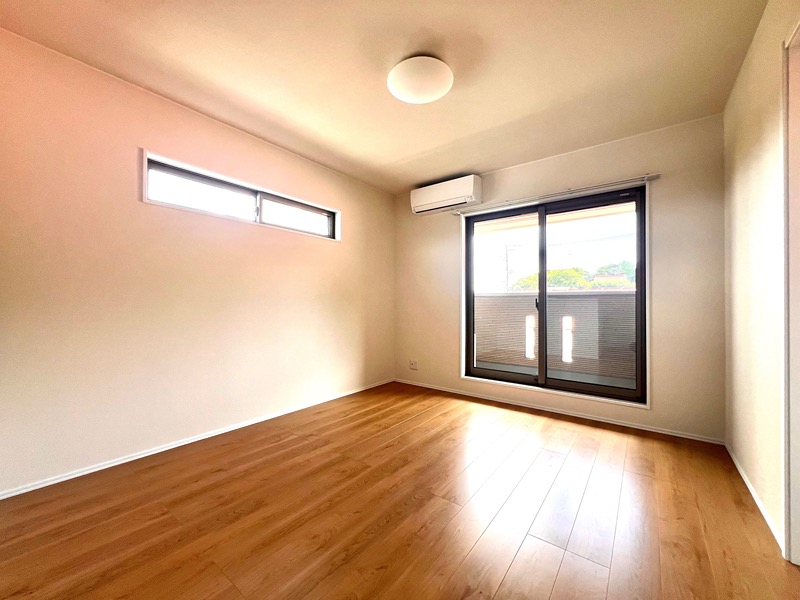 居室・リビング　（類似間取りイメージ）