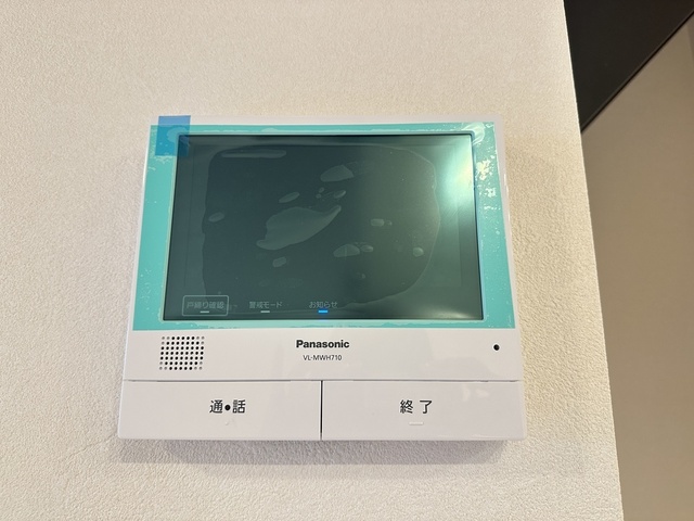 セキュリティ　テレビモニター付きインターフォン