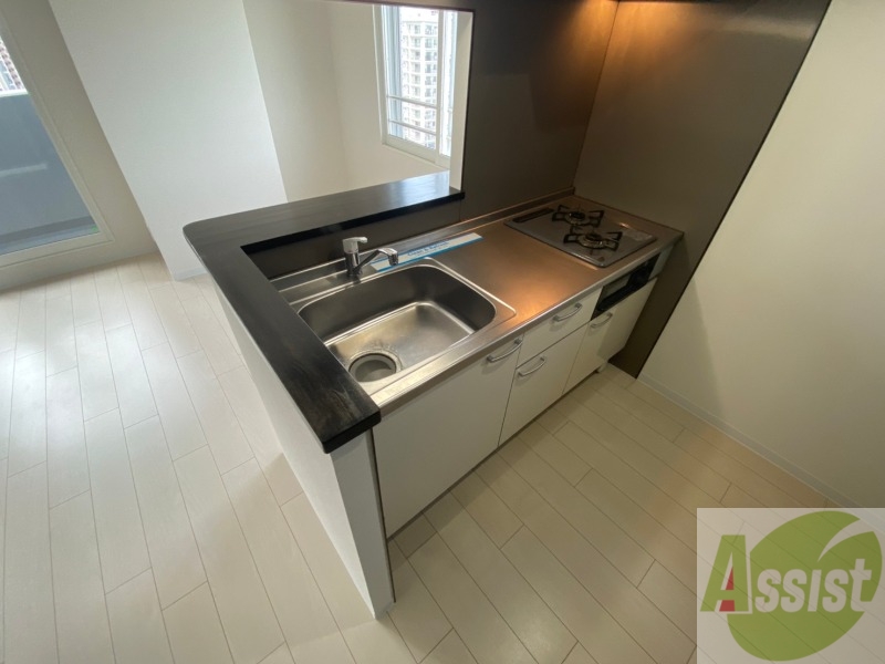 キッチン　キッチンはスペースも広々していて使いやすそうですよ！