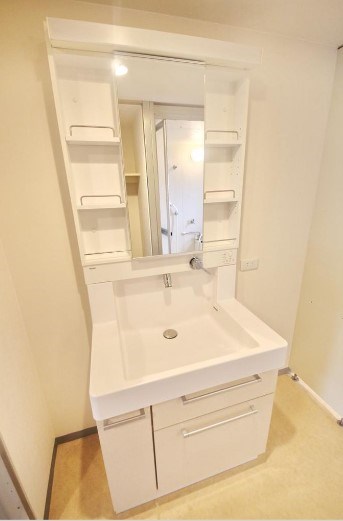 洗面設備　※参考写真