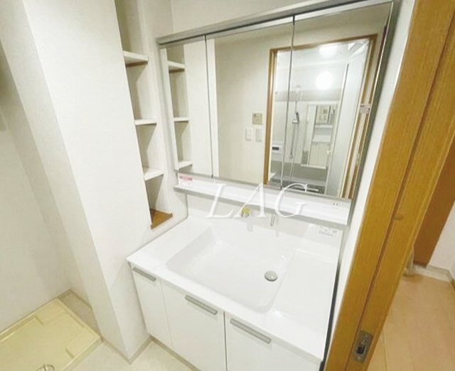 洗面設備　洗面台です。