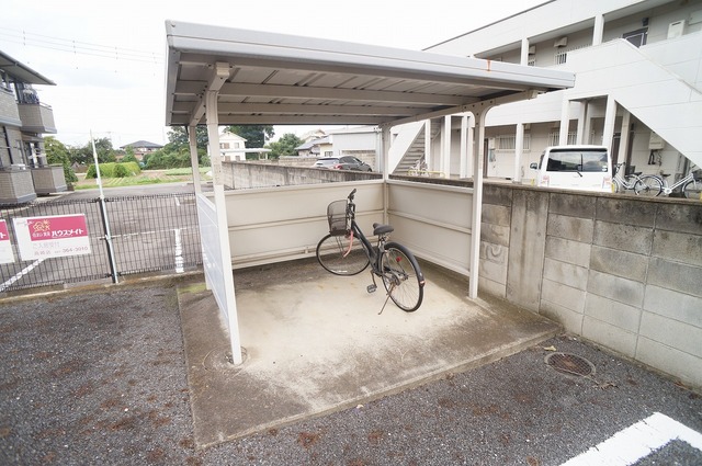 その他共有部分　駐輪場が付いています♪