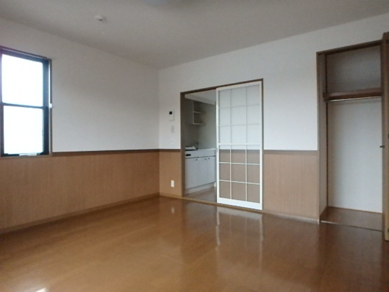 収納　図面と現状に相違がある場合には現状を優先