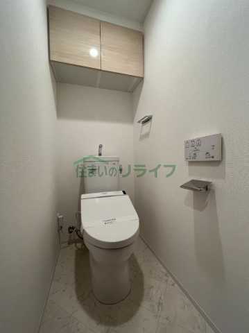 トイレ　別部屋の参考写真です