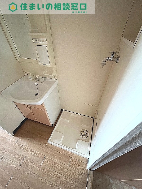 洗面設備　同型