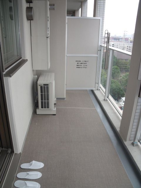 バルコニー　バルコニー