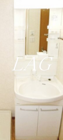 洗面設備　洗面台です。